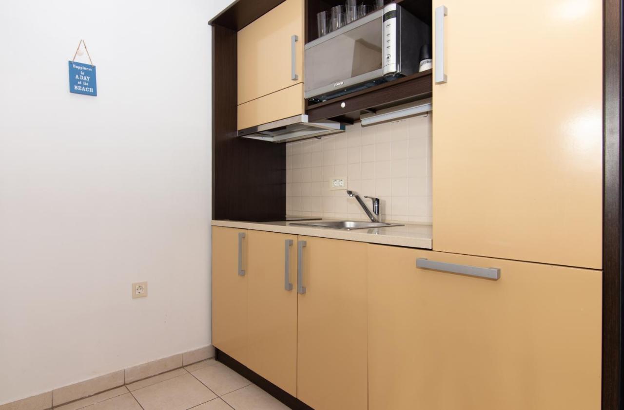 Residence Marina Rose M Apartment By Locap Group 波尔托罗 外观 照片